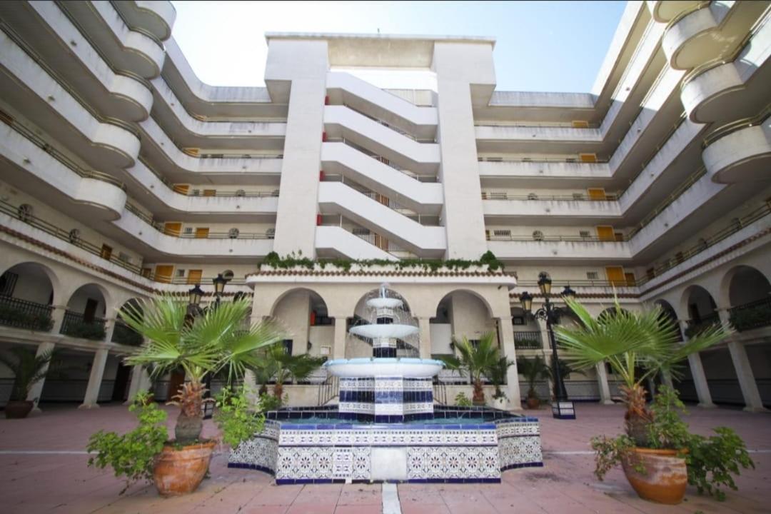 Apartamento En Salou Con 3 Piscinas Junto A Port Aventura Exteriör bild